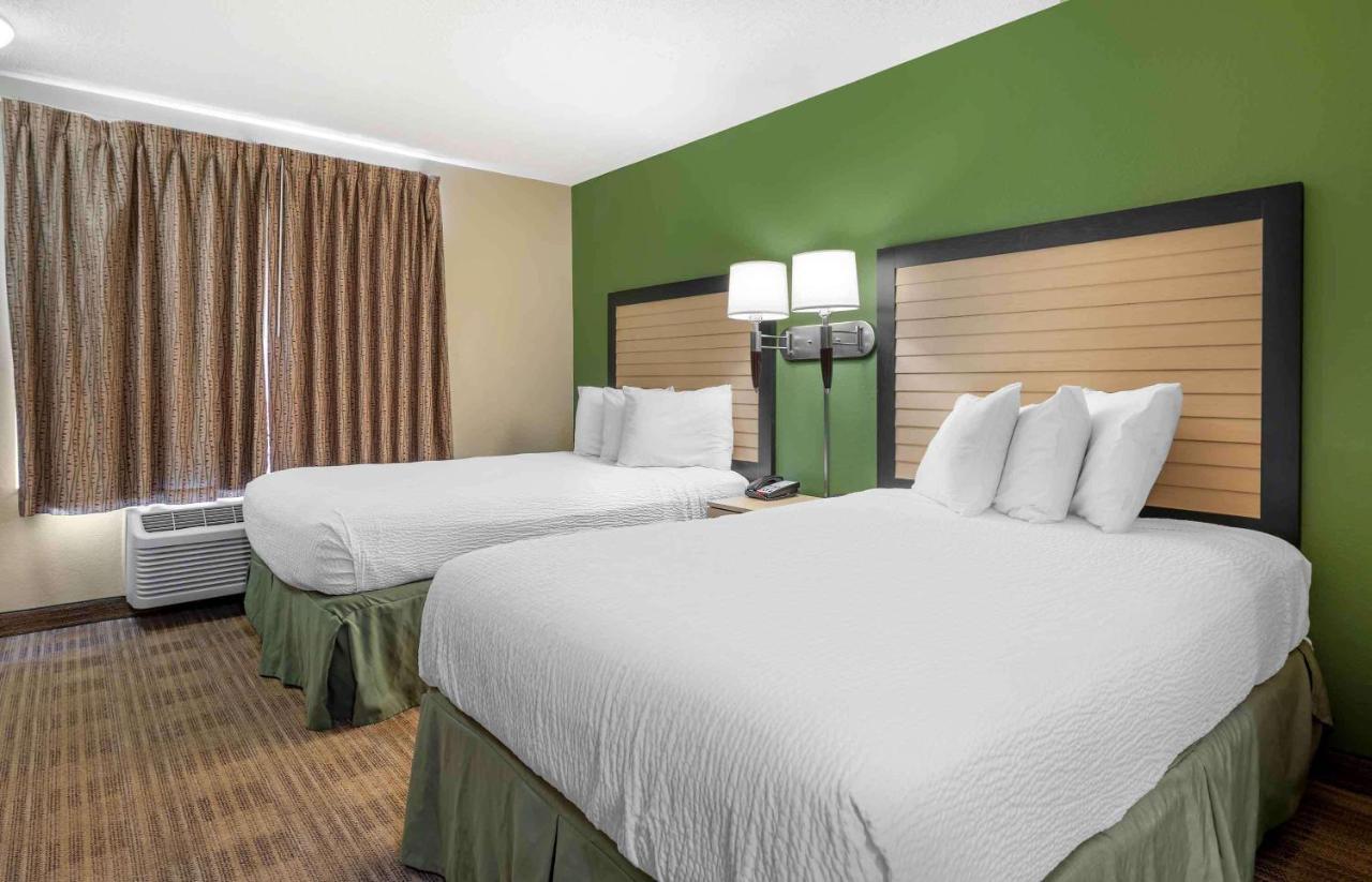เอ็กซ์เทนด์ สเตย์ อเมริกา บลูแอช เคนวูดโร้ด Hotel ภายนอก รูปภาพ