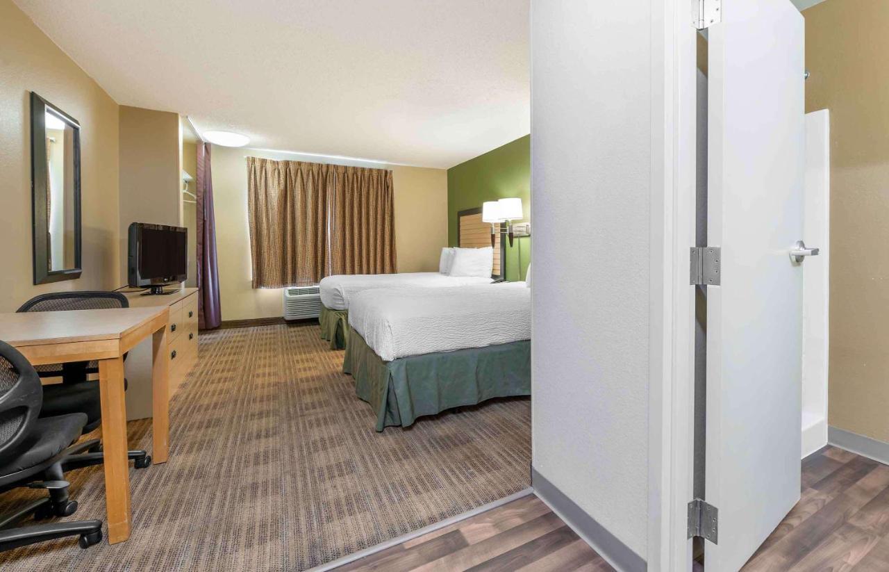 เอ็กซ์เทนด์ สเตย์ อเมริกา บลูแอช เคนวูดโร้ด Hotel ภายนอก รูปภาพ
